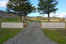 Elsthorpe Cemetery Waipawa picket fence